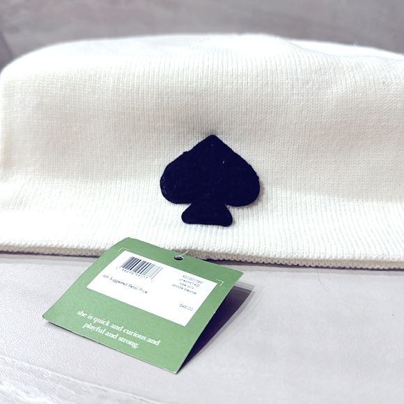 Kate Spade York Spade Beanie Cream Black Winter Hat FAST SHIPPING - Picture 4 of 4